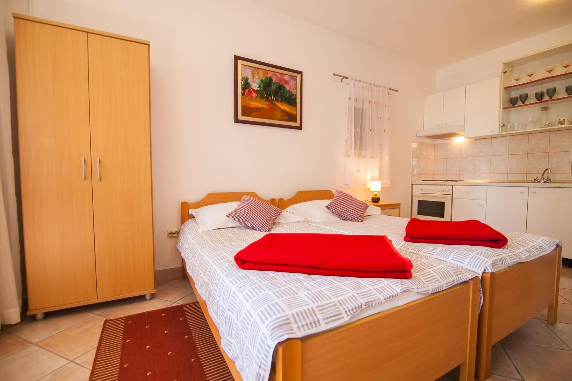 Old Town Accommodation Bol Buitenkant foto